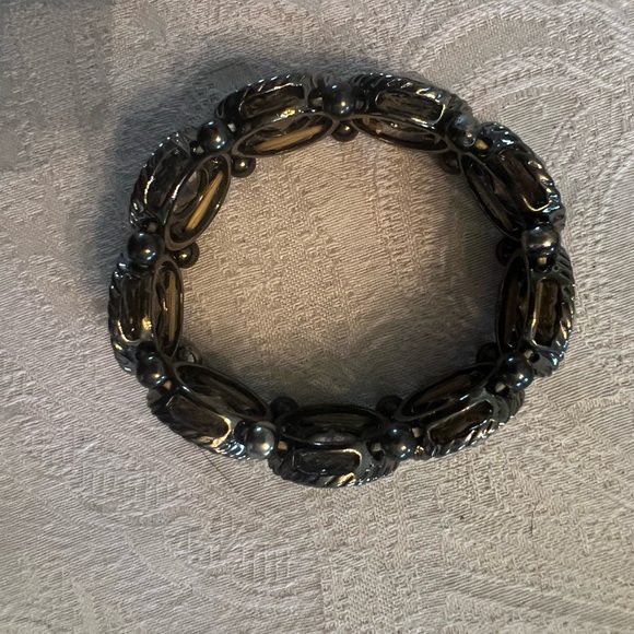 Black Glass Necklace and Bracelet - Picture 4 of 5